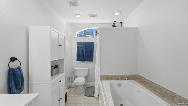 10835 Rosemar, Adkins, TX 78101