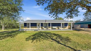 10835 Rosemar, Adkins, TX 78101