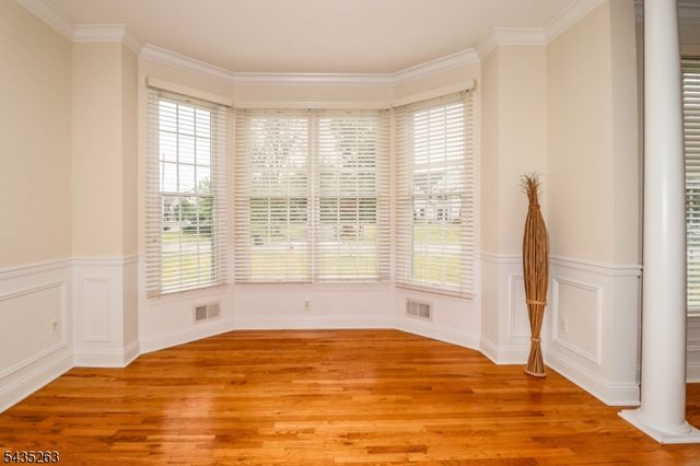 2 Brenner Ct, Franklin Twp., NJ 08873