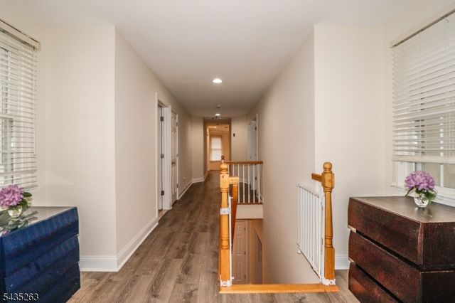 2 Brenner Ct, Franklin Twp., NJ 08873