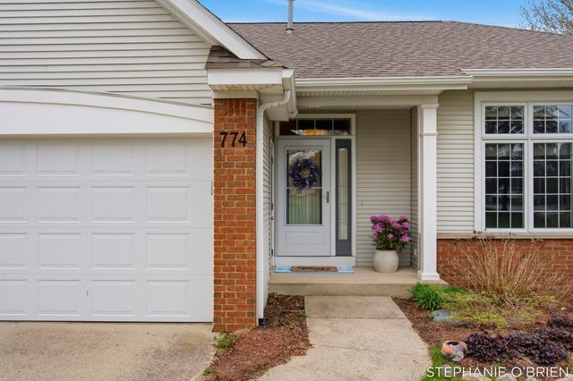 774 Holly Creek Drive 1, Holland, MI 49423