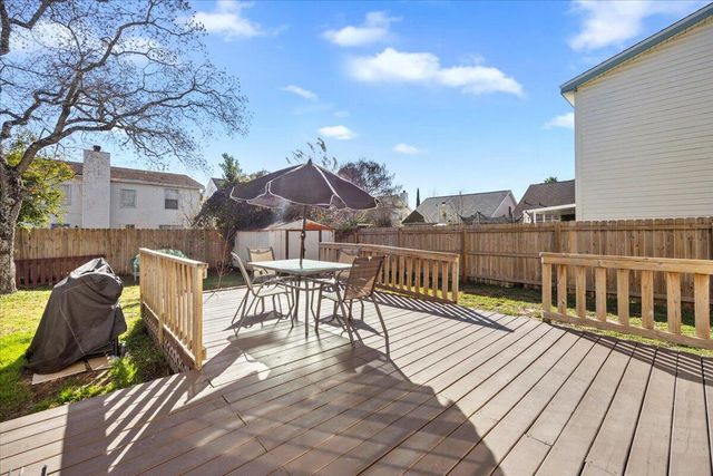 1764 Guildford Court, Fort Walton Beach, FL 32547