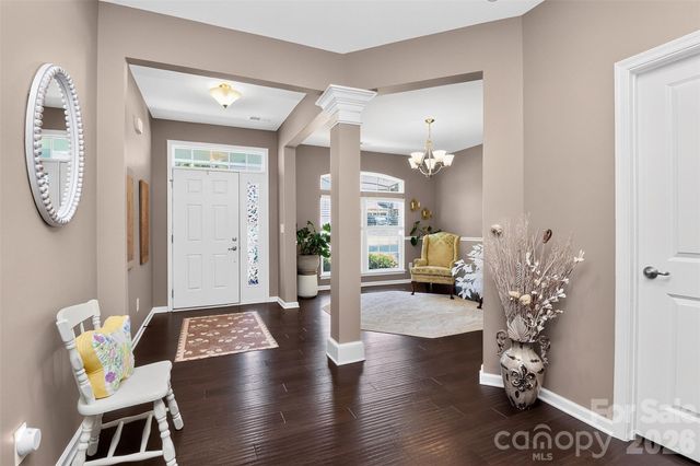 12823 Plumleaf Drive, Charlotte, NC 28213