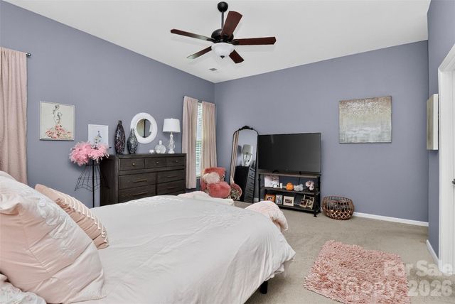 12823 Plumleaf Drive, Charlotte, NC 28213