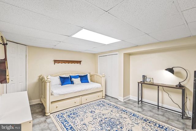 8362 OAKLEIGH RD, Parkville, MD 21234