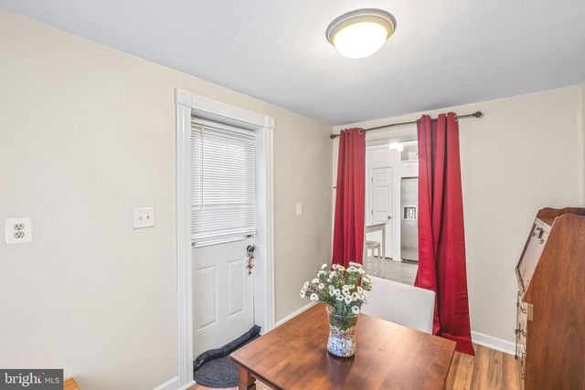 8362 OAKLEIGH RD, Parkville, MD 21234