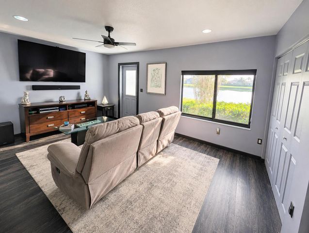 5843 Northpointe Lane, Boynton Beach, FL 33437