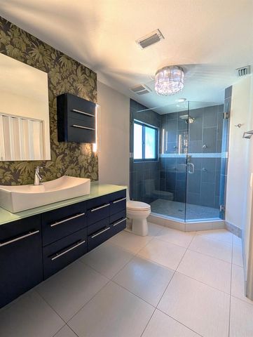 5843 Northpointe Lane, Boynton Beach, FL 33437
