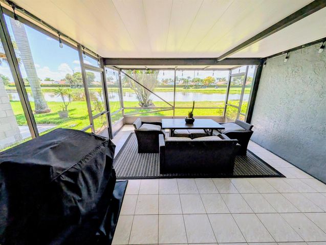 5843 Northpointe Lane, Boynton Beach, FL 33437