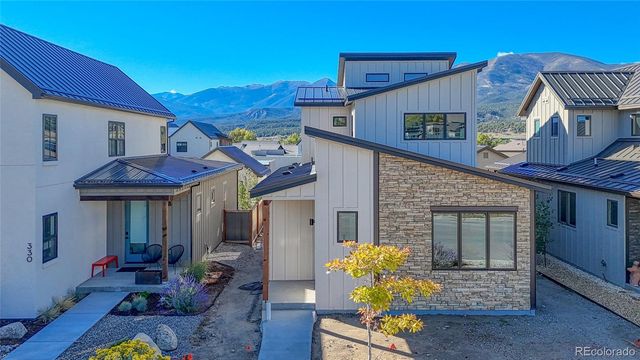 326 Old Stage Road, Salida, CO 81201