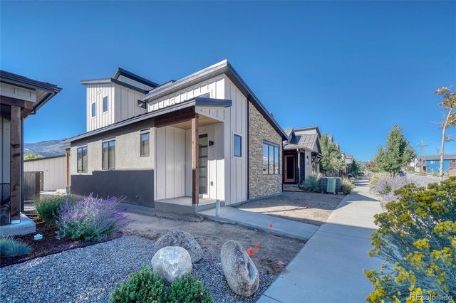 326 Old Stage Road, Salida, CO 81201