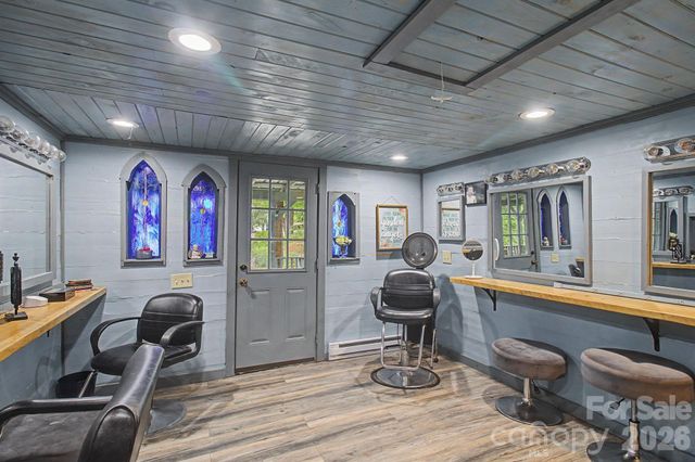 25 Wentworth Avenue, Asheville, NC 28803