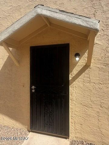 7256 S Haskins Drive, Tucson, AZ 85746