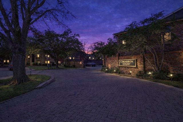 18333 Roehampton Drive 714, Dallas, TX 75252