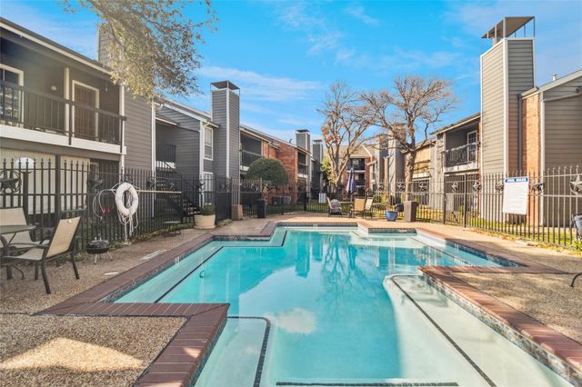 18333 Roehampton Drive 714, Dallas, TX 75252