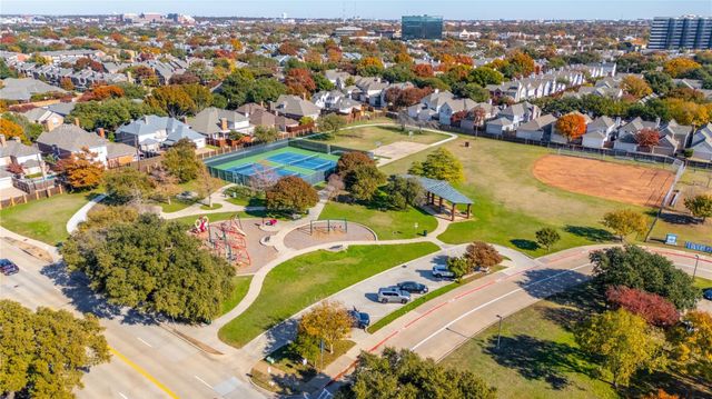 18333 Roehampton Drive 714, Dallas, TX 75252