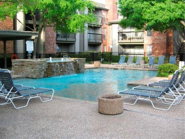 18333 Roehampton Drive 714, Dallas, TX 75252