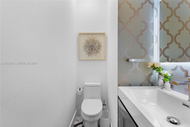 1544 Michigan Ave, Miami Beach, FL 33139
