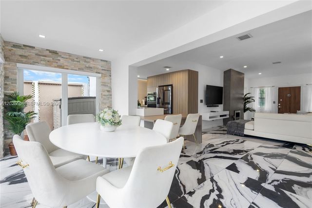 1544 Michigan Ave, Miami Beach, FL 33139