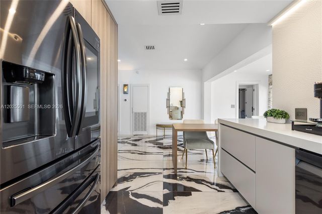 1544 Michigan Ave, Miami Beach, FL 33139