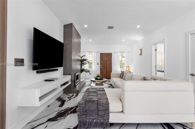 1544 Michigan Ave, Miami Beach, FL 33139