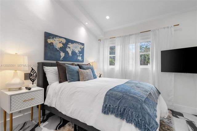 1544 Michigan Ave, Miami Beach, FL 33139