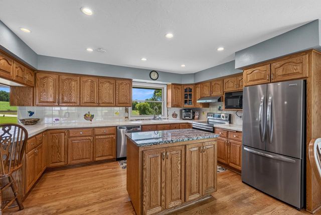 W646 Townline ROAD, Oconomowoc, WI 53066