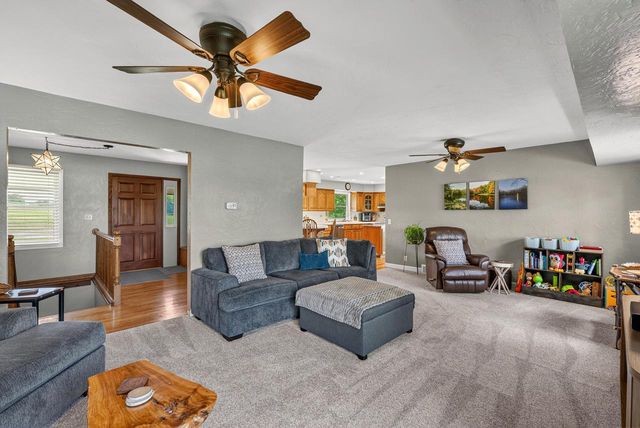 W646 Townline ROAD, Oconomowoc, WI 53066