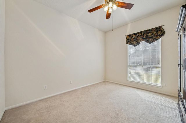 1301 Silver Maple Lane, Pearland, TX 77581