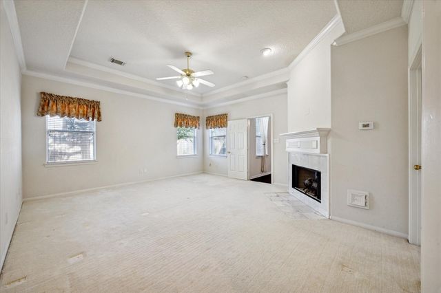 1301 Silver Maple Lane, Pearland, TX 77581