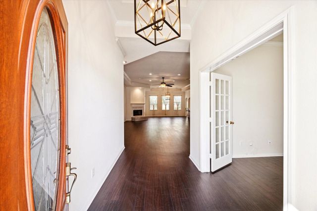 1301 Silver Maple Lane, Pearland, TX 77581