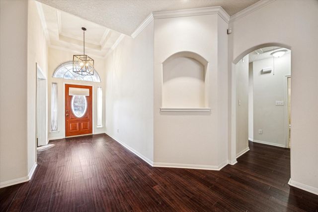 1301 Silver Maple Lane, Pearland, TX 77581