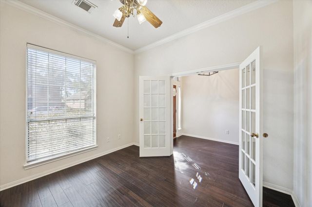 1301 Silver Maple Lane, Pearland, TX 77581