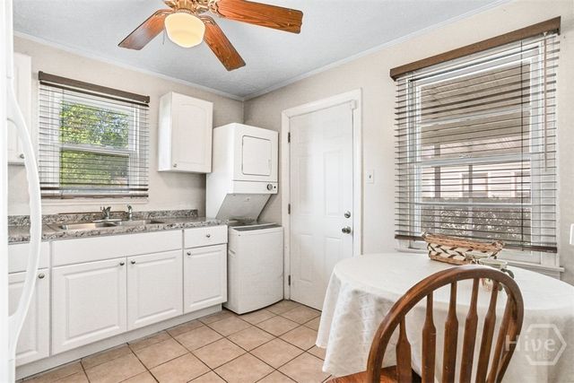 2221 E 57th Street, Savannah, GA 31404