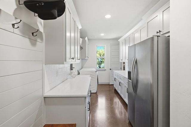 8029 White Drive, Granbury, TX 76049