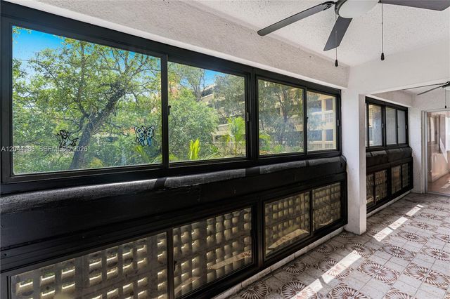 3301 Spanish Moss Terrace 406, Lauderhill, FL 33319