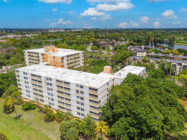 3301 Spanish Moss Terrace 406, Lauderhill, FL 33319