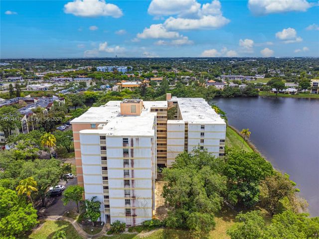 3301 Spanish Moss Terrace 406, Lauderhill, FL 33319