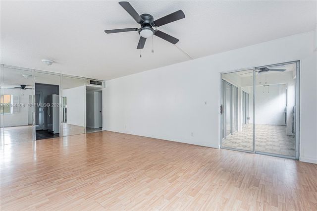 3301 Spanish Moss Terrace 406, Lauderhill, FL 33319