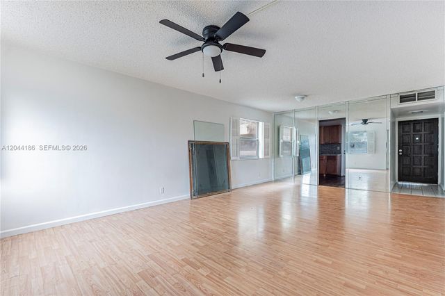 3301 Spanish Moss Terrace 406, Lauderhill, FL 33319