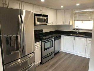 9373 Fontainebleau Blvd K220, Miami, FL 33172