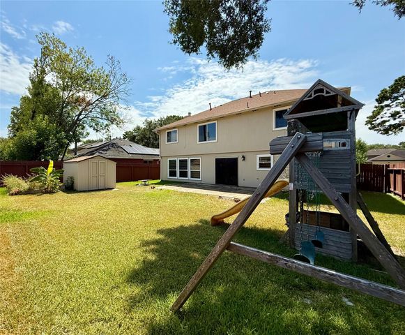 6931 Echo Pines Drive, Humble, TX 77346