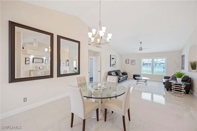 28801 Regis CT, Bonita Springs, FL 34134