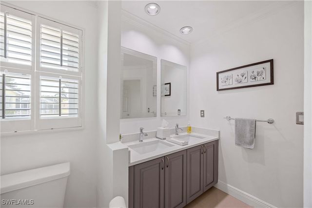 28801 Regis CT, Bonita Springs, FL 34134