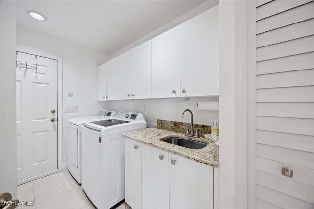 28801 Regis CT, Bonita Springs, FL 34134