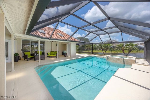 28801 Regis CT, Bonita Springs, FL 34134