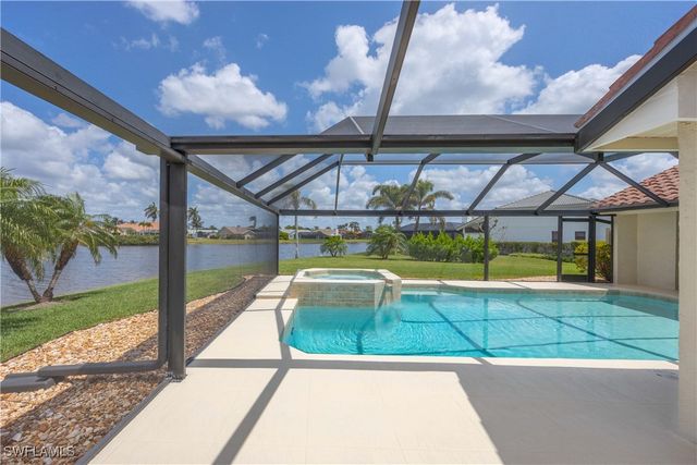 28801 Regis CT, Bonita Springs, FL 34134