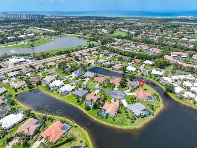 28801 Regis CT, Bonita Springs, FL 34134