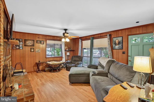 141 POLAND ST, Montross, VA 22520