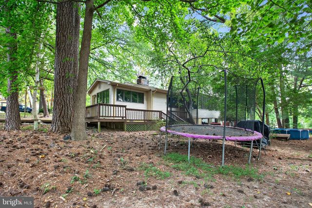 141 POLAND ST, Montross, VA 22520